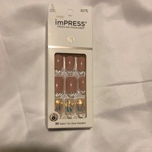 Impress nails